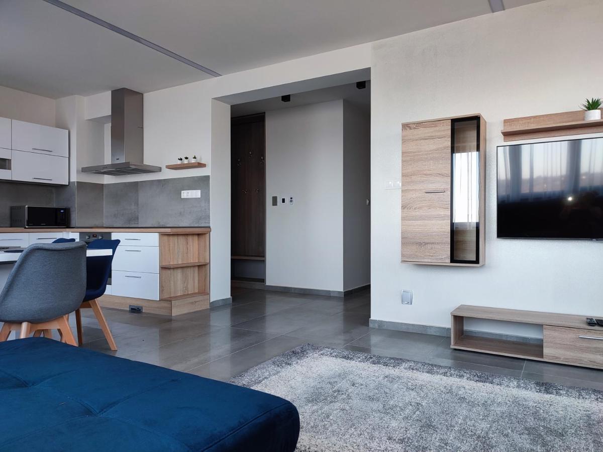 Gamma Apartmanok és Jakuzzi Miskolc Exterior foto